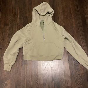 Lululemon scuba half zip
